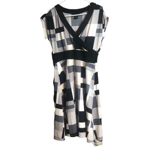 APOSTROPHE Geometrical Faux WRAP Stretch DRESS Size SMALL
